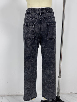 85% cotton, 15% polyester Care instructions: Machine wash cold wide-leg jeans in light blue with wide-leg silhouette