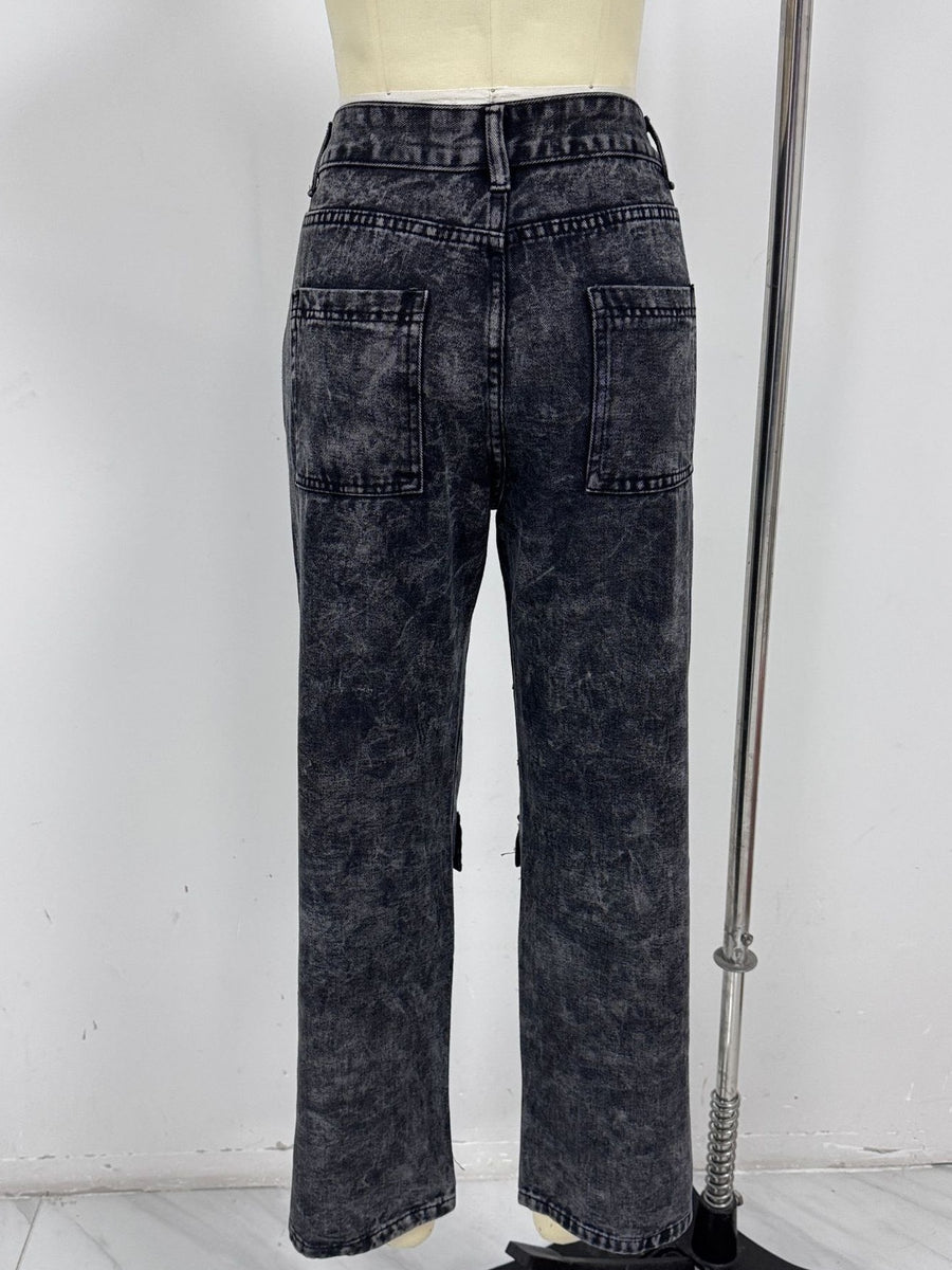 85% cotton, 15% polyester Care instructions: Machine wash cold wide-leg jeans in light blue with wide-leg silhouette