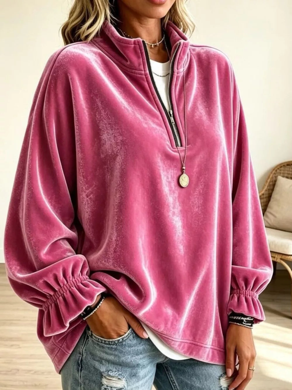 Fuchsia Pink sweatshirt with zipper and long sleeve