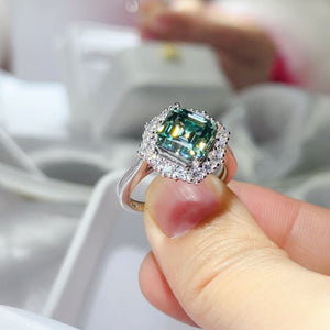 3 Carat Moissanite 925 Sterling Silver Ring in emerald green with halo setting