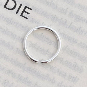 silver with ring with open band