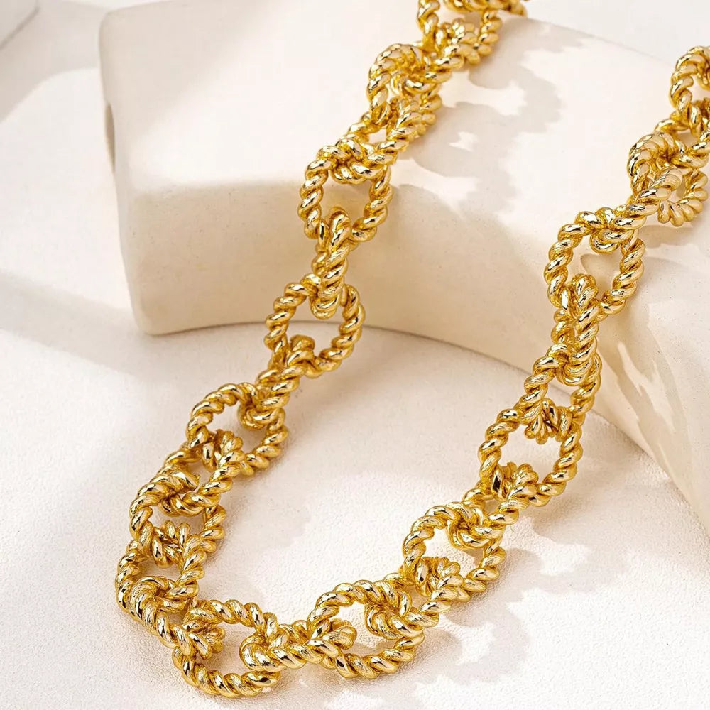 18K Gold-Plated,Alloy Care instructions: Avoid wearing during exercise, as sweat necklace in Gold with choker silhouette