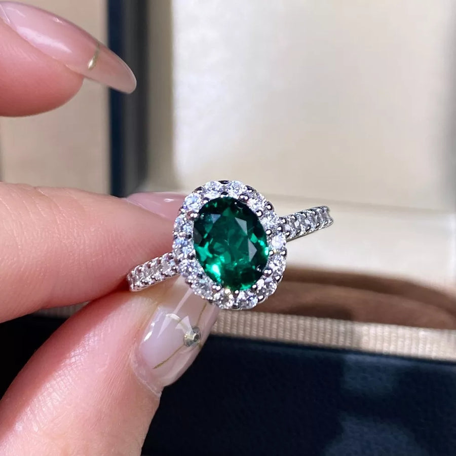 classic ring in silver with n/a