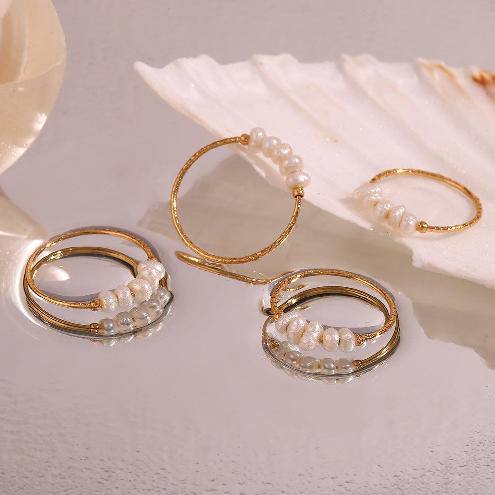 18K Gold-Plated Baroque Pearl Ring in ivory with 18K gold-plated