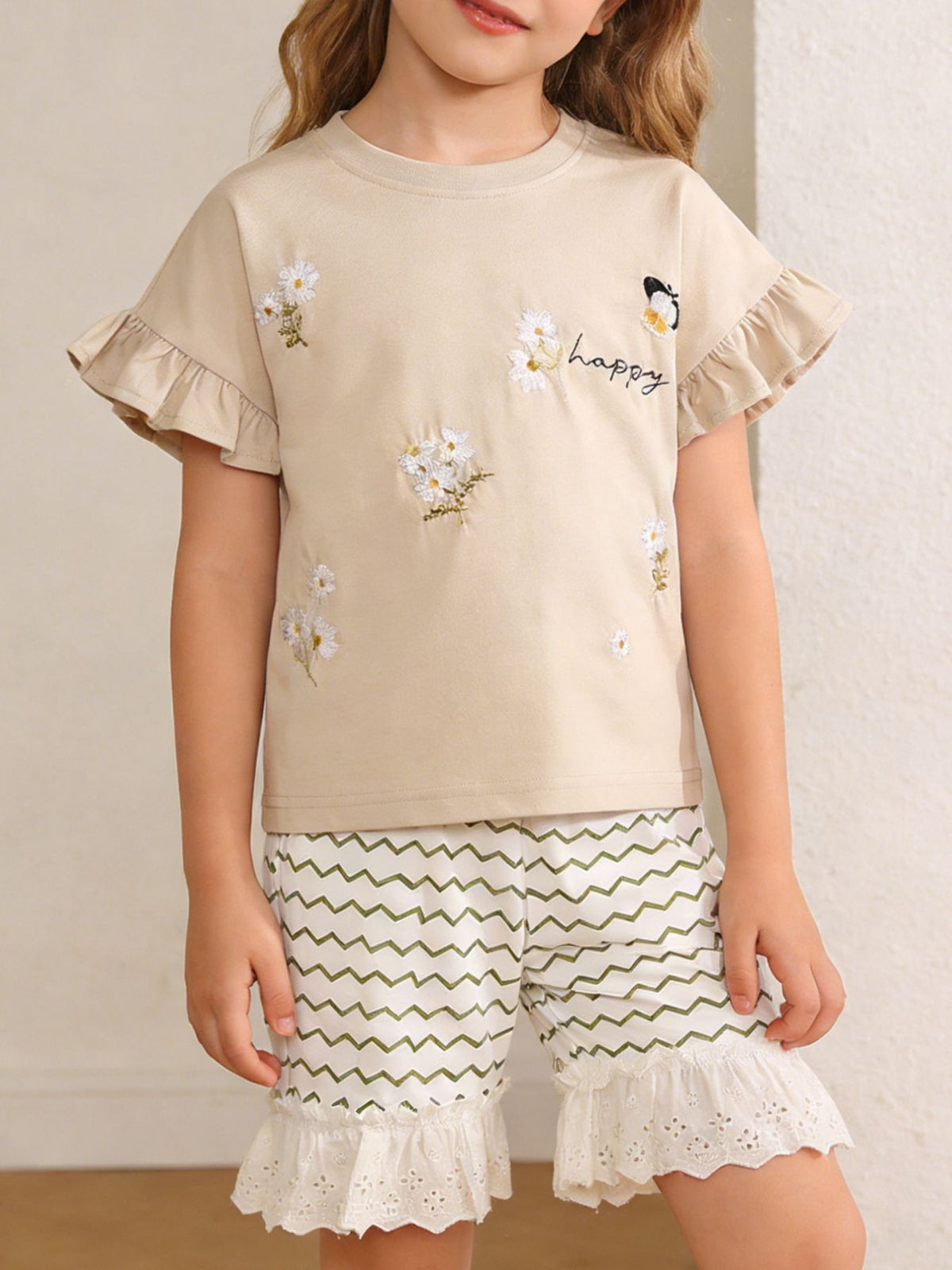 Embroidered ruffled tee and shorts set with butterfly detail
