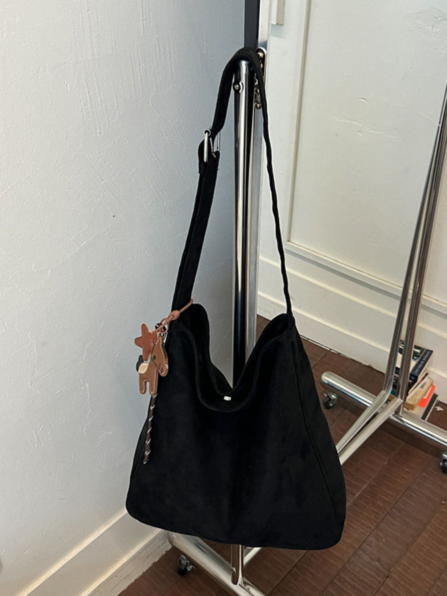 Large Adjustable Strap Crossbody Bag in camel with adjustable straps