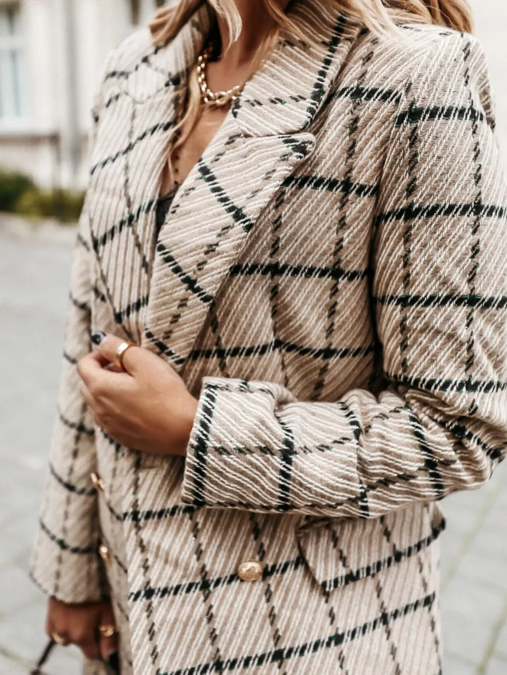 Black regular overcoat with notch lapel