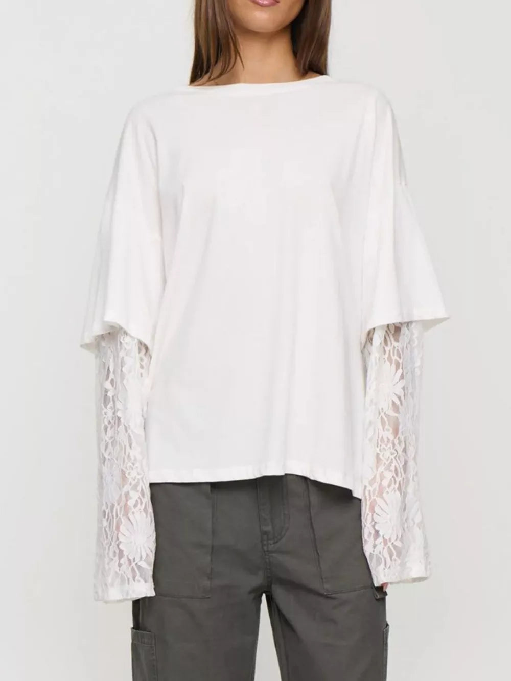 t-shirt in White with floral and lace