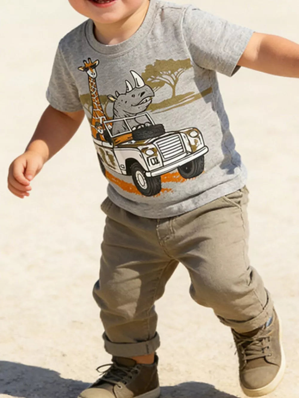 Grey cotton toddler t-shirt with safari adventure graphic, featuring a jeep with a giraffe and rhino.
