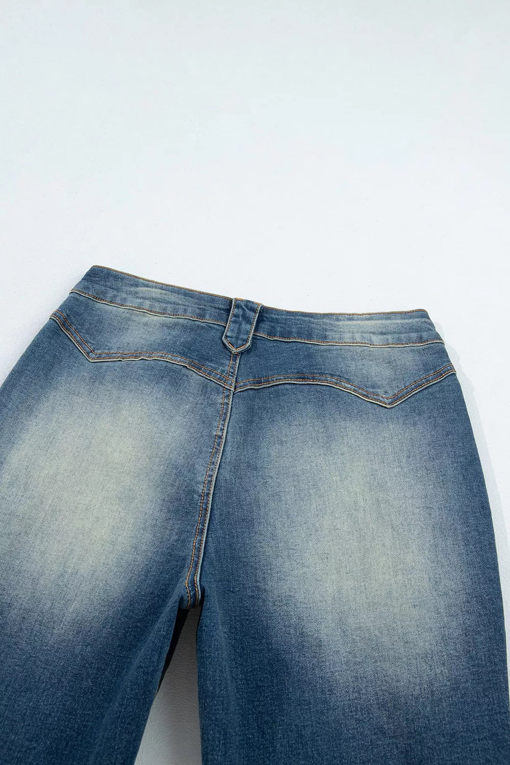 Pocket Detail Flare Leg Jeans in Medium with pocketed