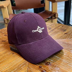 Baseball cap in plum with embroidered logo