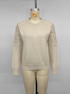 pullover sweater in Beige with applique and hip-length