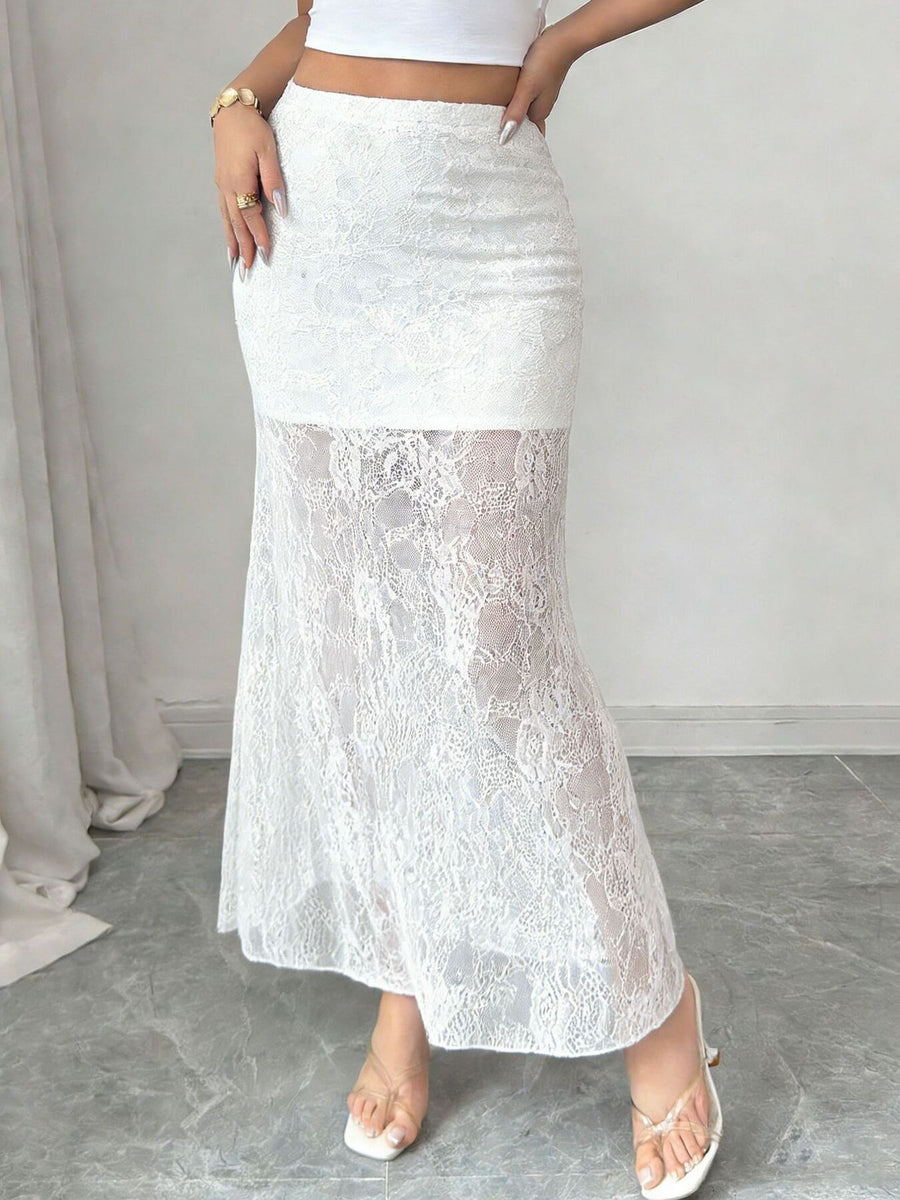 maxi skirt featuring lace in Black with 100% polyester Care instructions: Machine wash cold texture