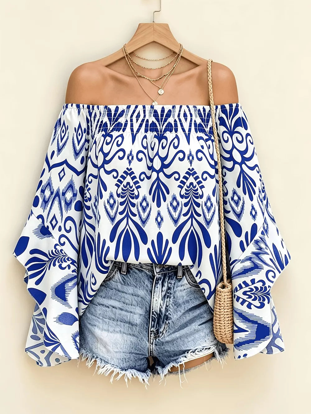 Dark Green off-shoulder top with pullover and feather-print
