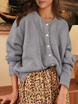 Button-down Dropped Shoulder Cardigan in Gray with buttoned