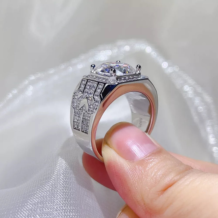 0.3 Carat 925 Ring in this colorway