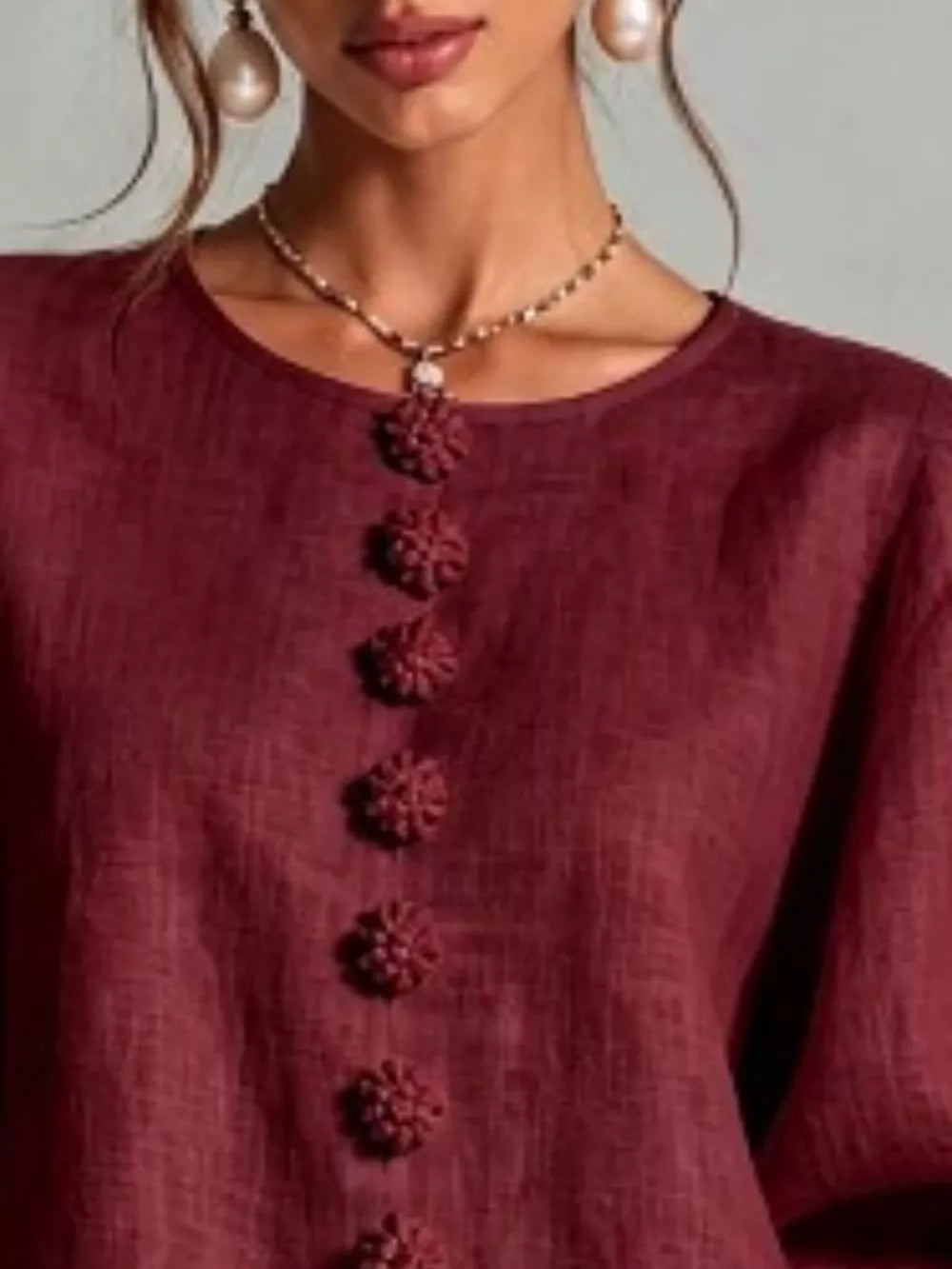romantic mini dress in Brown with round neck