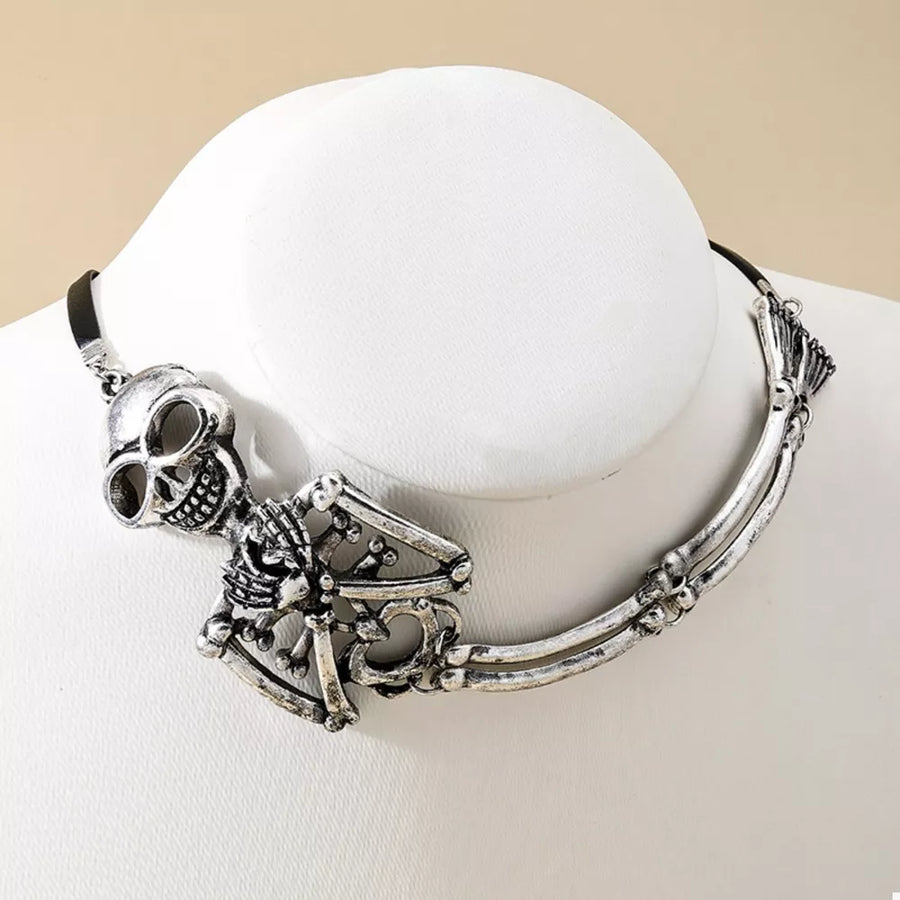 ACCESSORIES featuring skull motif in Silver Suit with Alloy,Silver-plated Care instructions: Avoid wearing during exercise
