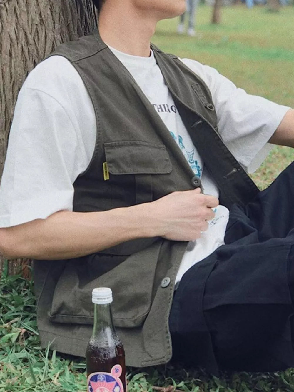 Men's Multi-pocket Cargo Vest in Army Green
