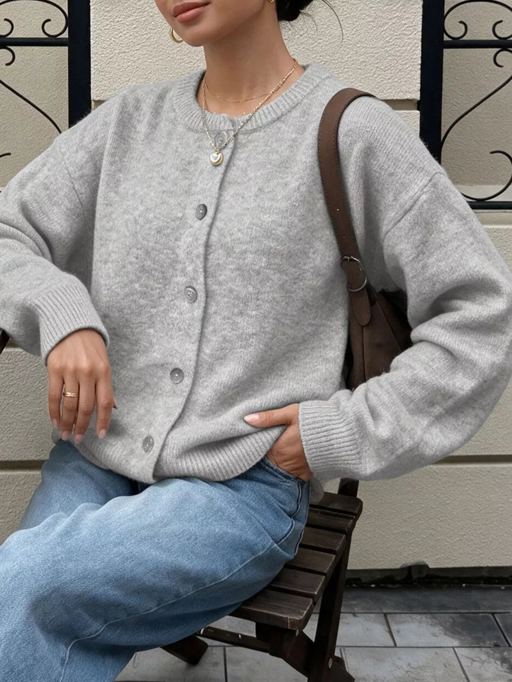 Gray/white regular cardigan with crew neck