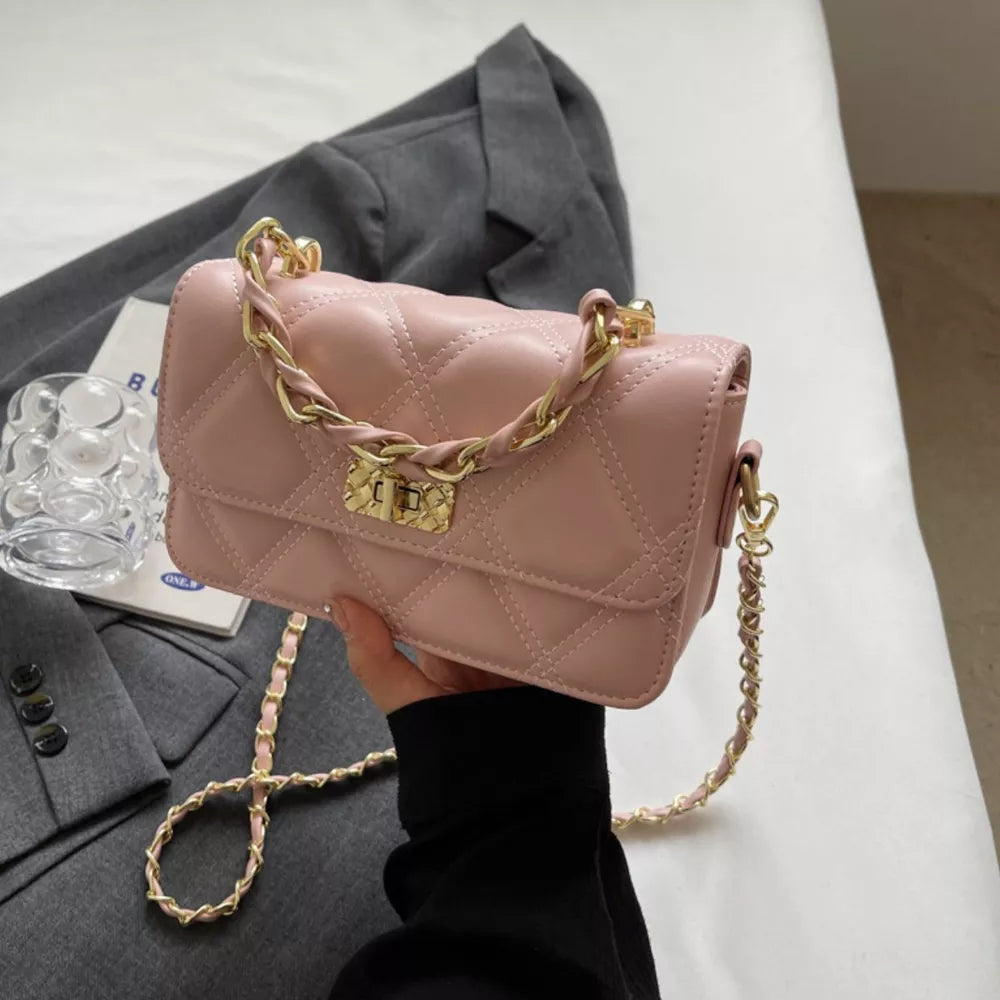 Quilted Chain Strap Crossbody Bag in Pink