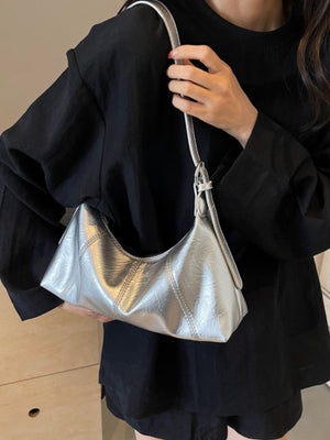 handbag in black