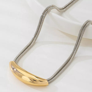 18K Gold-Plated, Alloy, Silver-plated Care instructions: Avoid wearing during ex necklace in silver with regular silhouette