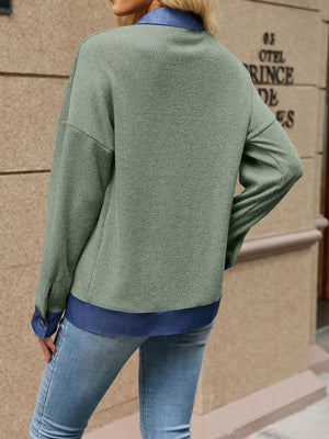 Beige regular zip-up sweater with collared