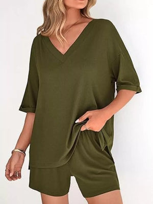 White Solid Color V-neck And Shorts Set