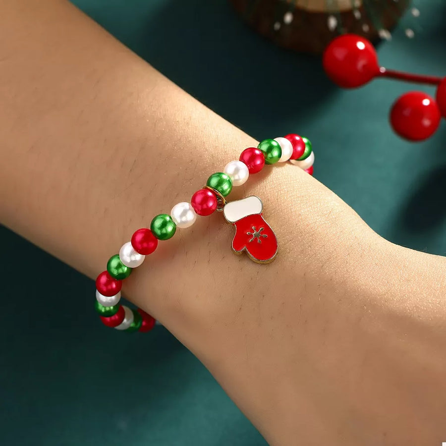 5 Piece Christmas Synthetic Pearl Bracelet in white with 5-piece set