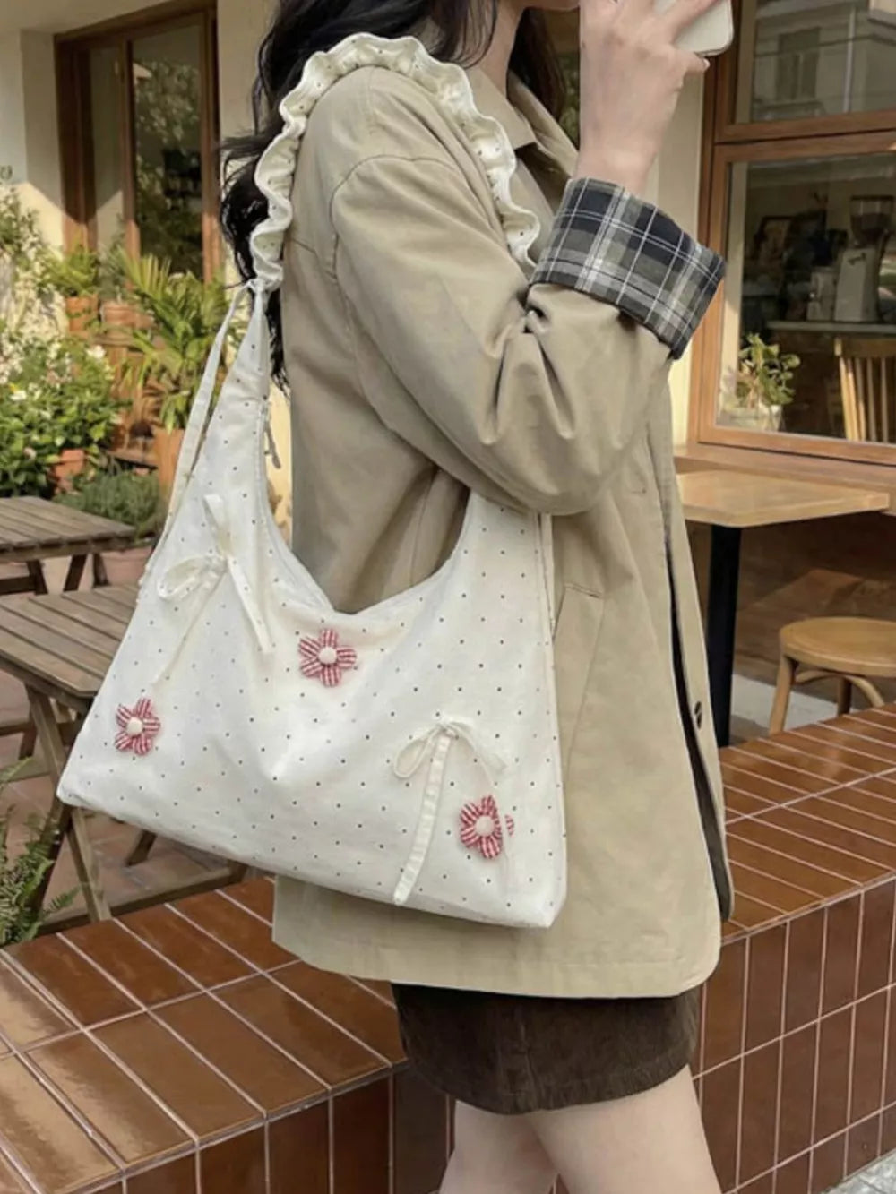 Cream Floral Embellished Shoulder Bag