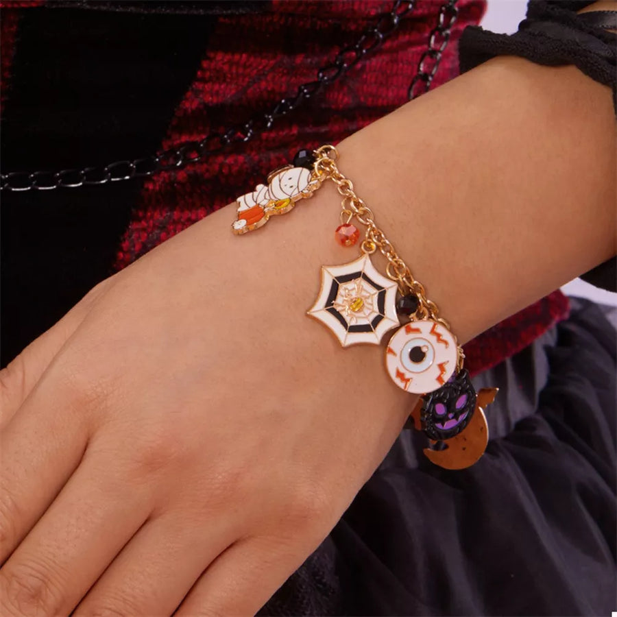 18K Gold-Plated, Alloy, Resin Care instructions: Avoid wearing during exercise, bracelet in black with straight silhouette