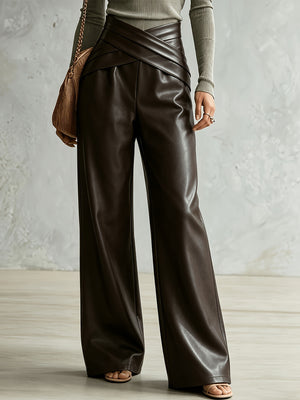 wide-leg pants in Brown with seam detail and full-length
