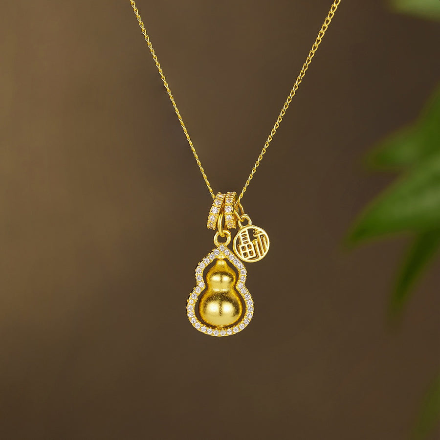 18K Gold-Plated,925 sterling silver,Zircon Care instructions: Avoid wearing duri necklace in Gold with regular silhouette