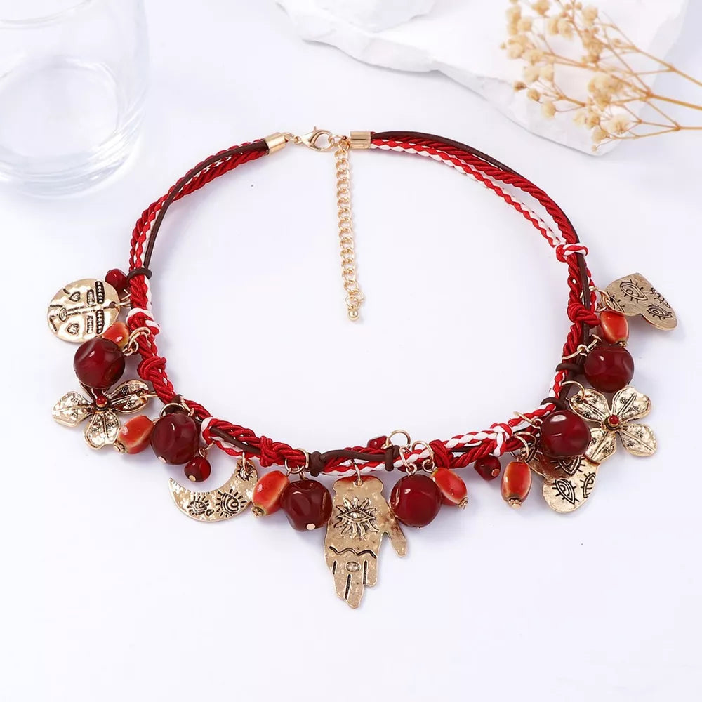 18K Gold-Plated, Zinc alloy, Rope Care instructions: Avoid wearing during exerci necklace in gold with fitted silhouette