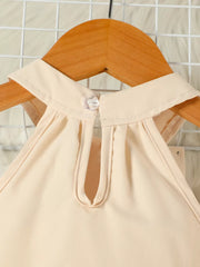 Beige toddler set with keyhole neckline and pearl bowknot detail
