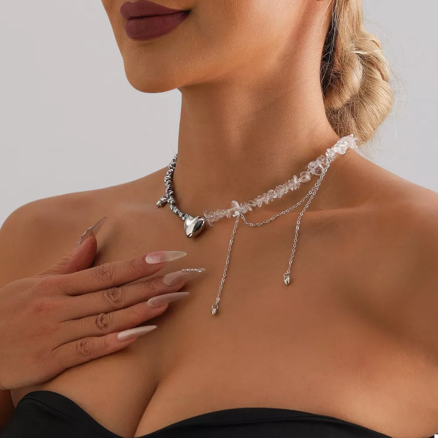 Alloy, Silver-plated, Glass, Black chalcedony Care instructions: Avoid wearing d necklace in Silver with choker silhouette