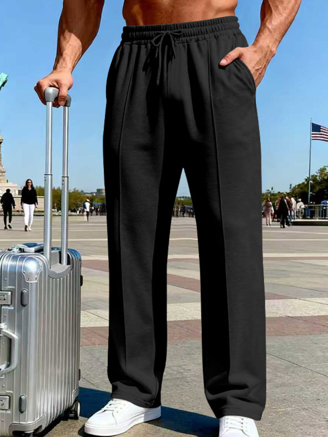 wide-leg pants in Black with drawstring and full-length
