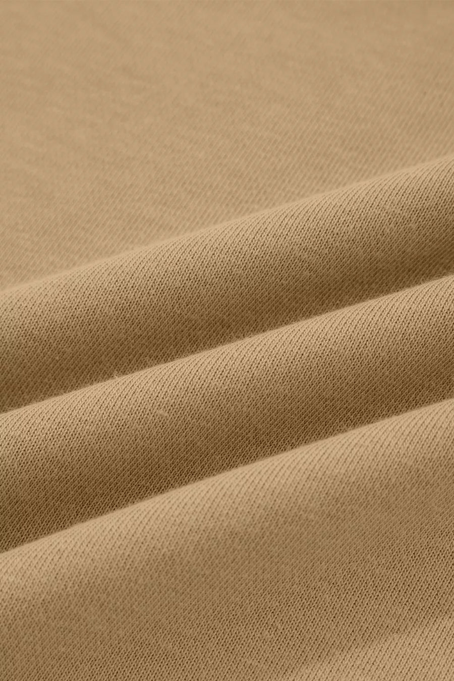 sweatshirt in camel with crew neck and long sleeve
