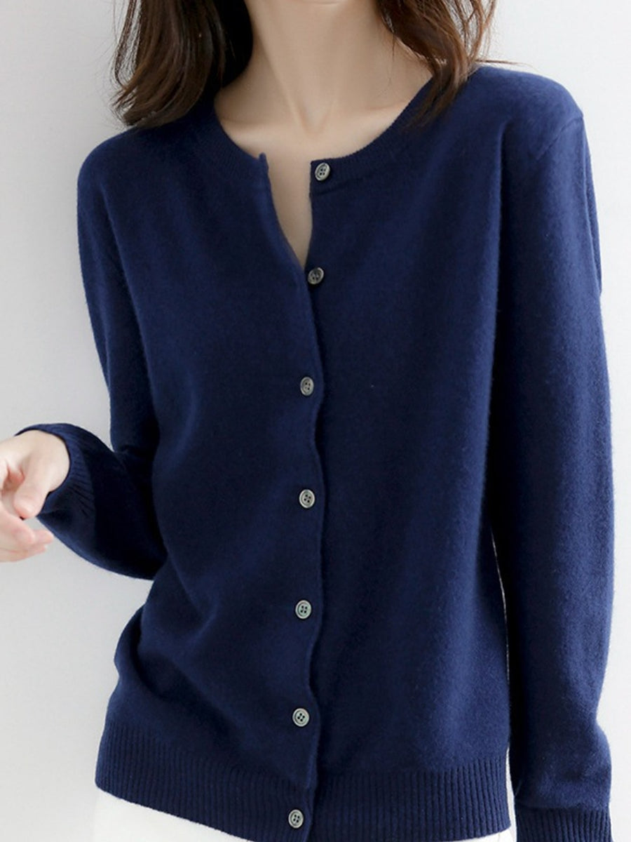 classic cardigan in ivory with crew neck