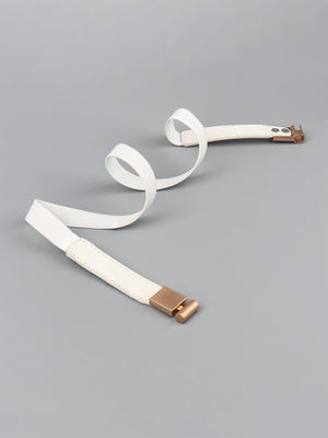 White elasticated belt with leather detail and gold buckle.
