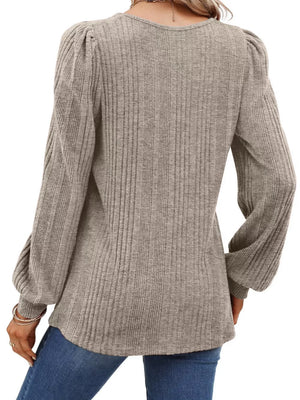 Black regular blouse with square neck