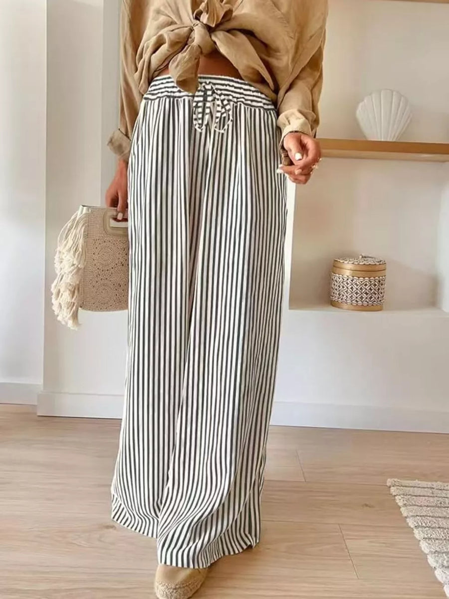 wide-leg pants in Khaki with striped and drawstring waist