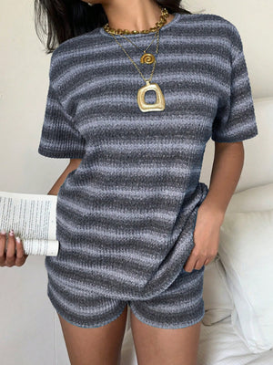 Blue lounge set with two-piece and short sleeve