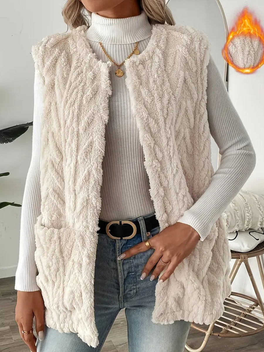 vest featuring geometric in Light Gray with Polyester &amp texture