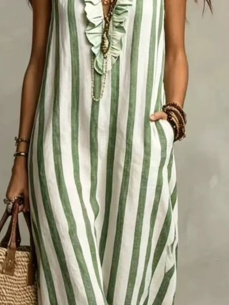 Green maxi dress with maxi and pullover