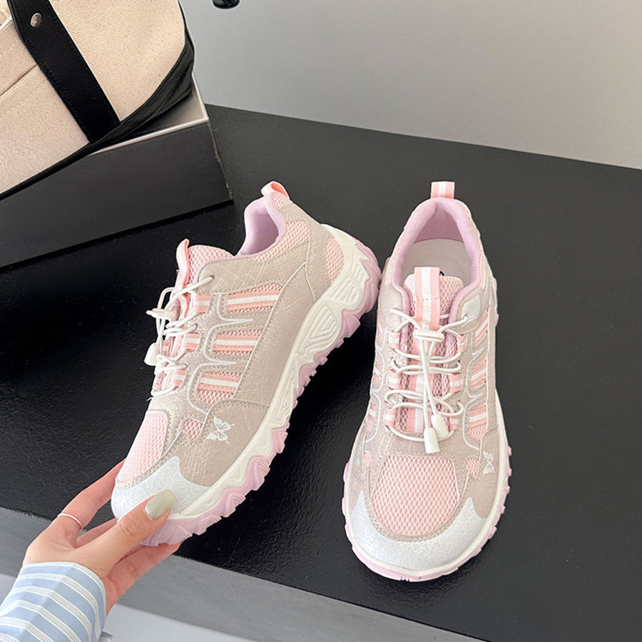 Chunky-Sole Round Toe Lace Up Sneakers in white with round toe