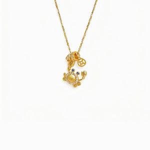 necklace in Gold with pendant and choker