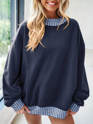 classic sweatshirt in red with crew neck