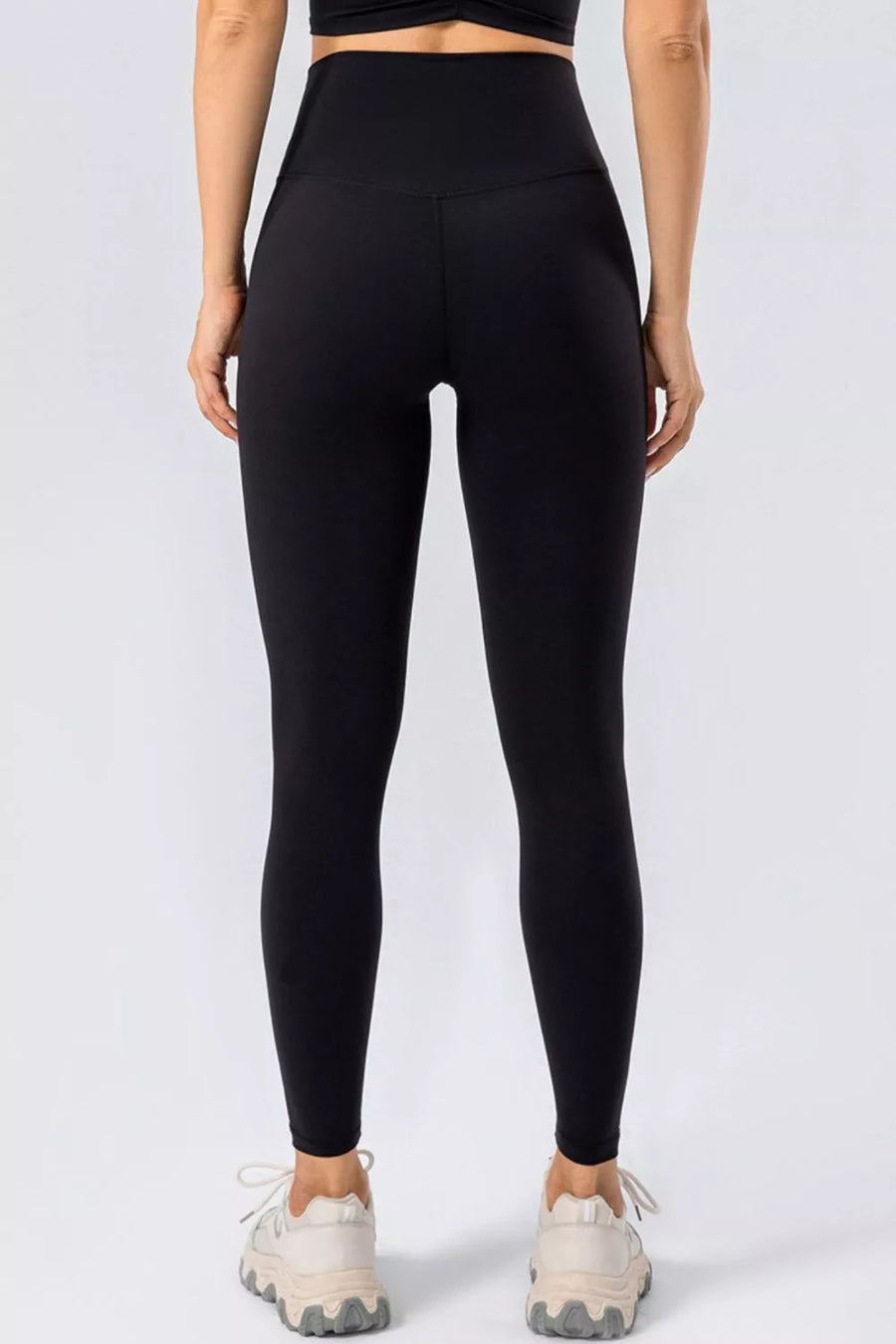 leggings in Cream with high-waisted and full-length